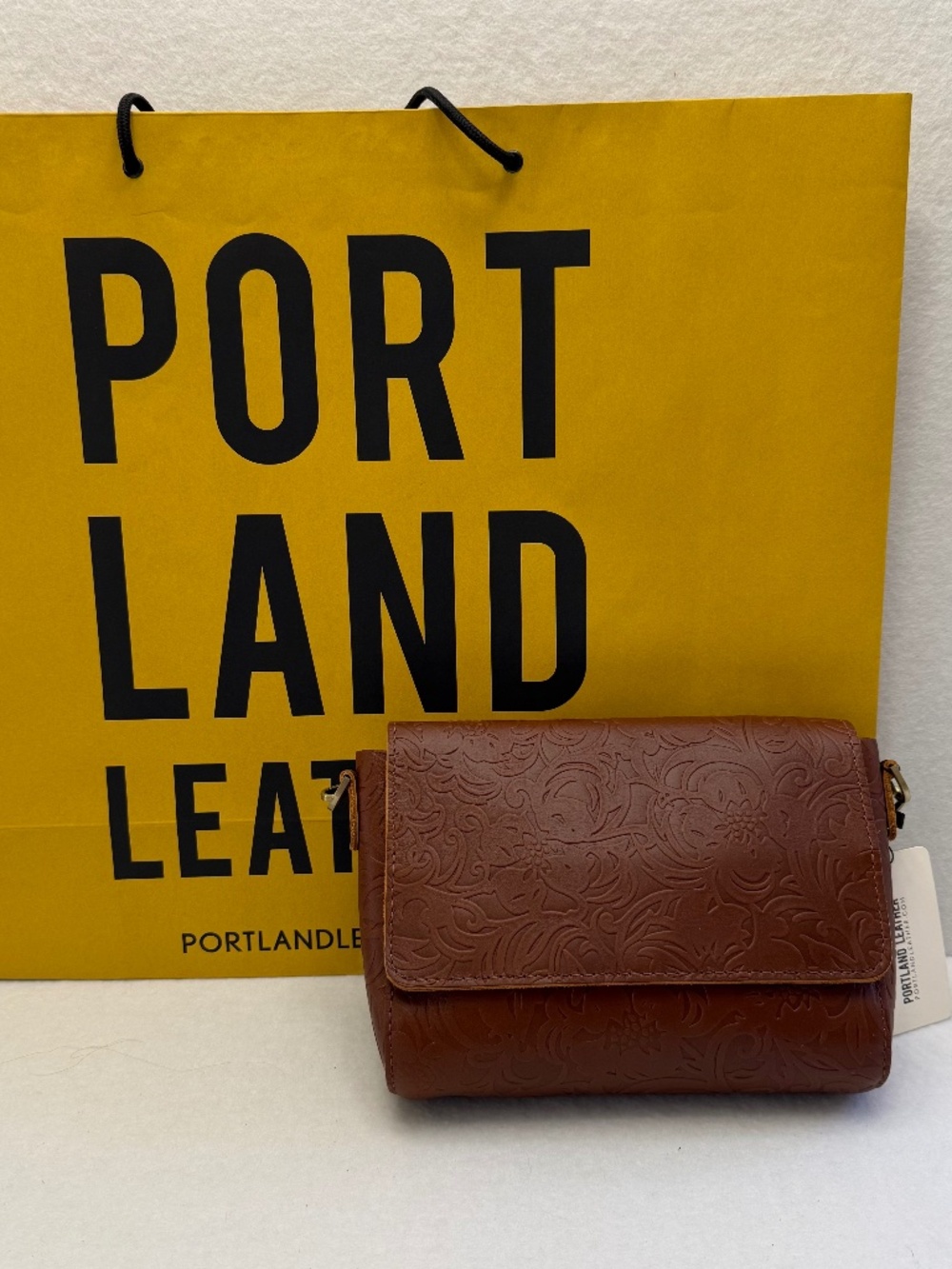 NWT Portland Leather Goods PLG Medium Metro Crossbody in Meadow Embossed Brown